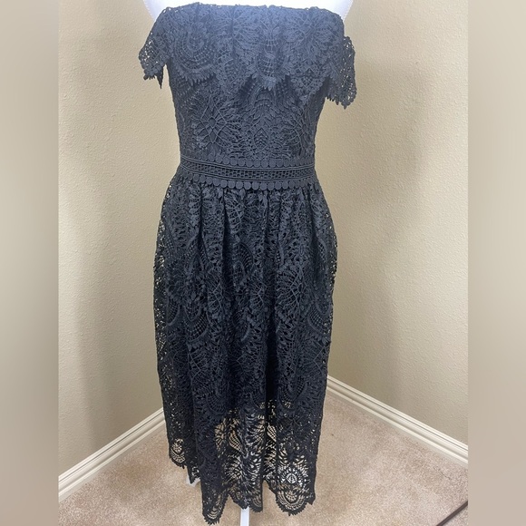 beautiful Shoshanna size 8 black lace strapless dress with Pockets - Picture 6 of 7